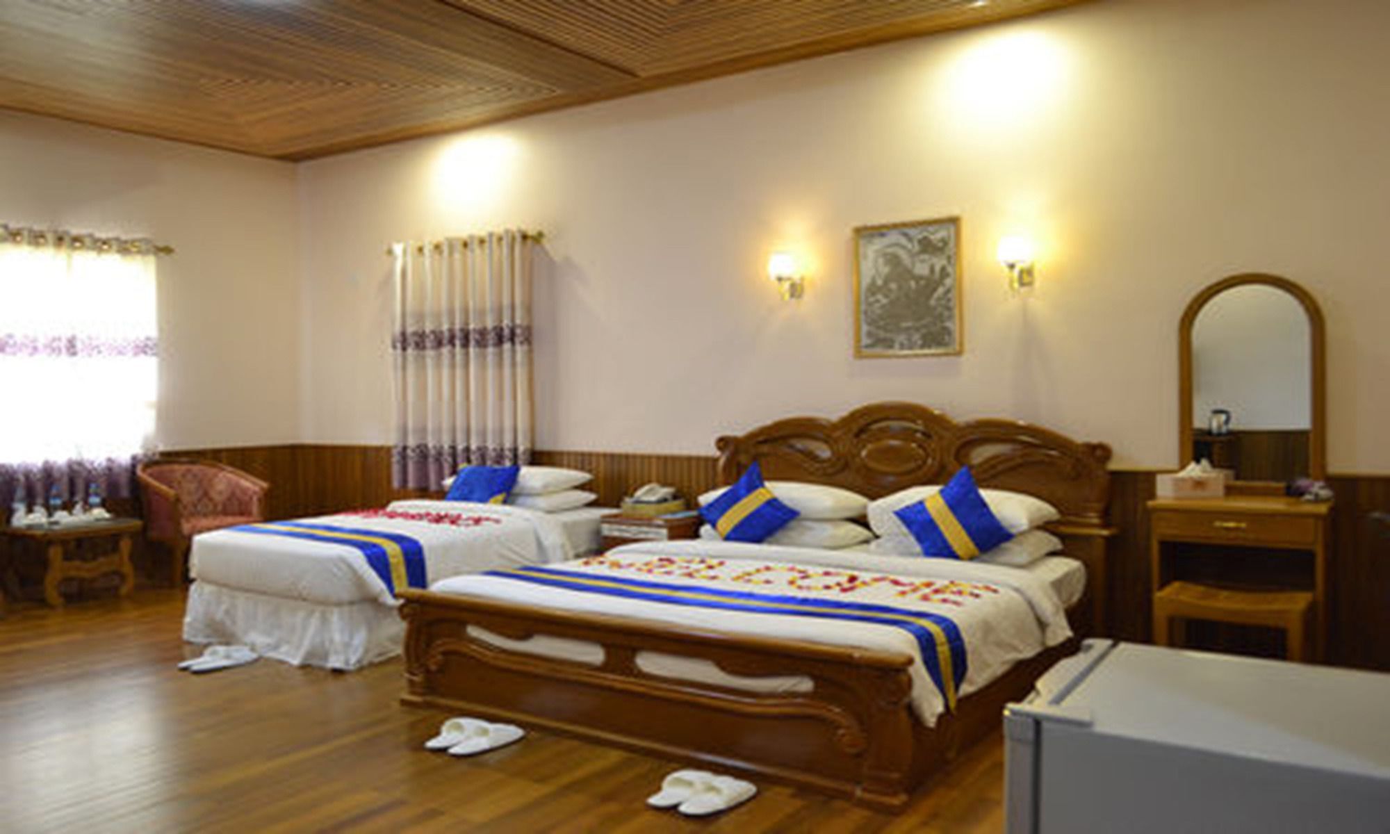 Famous Hotel Bago Exterior foto