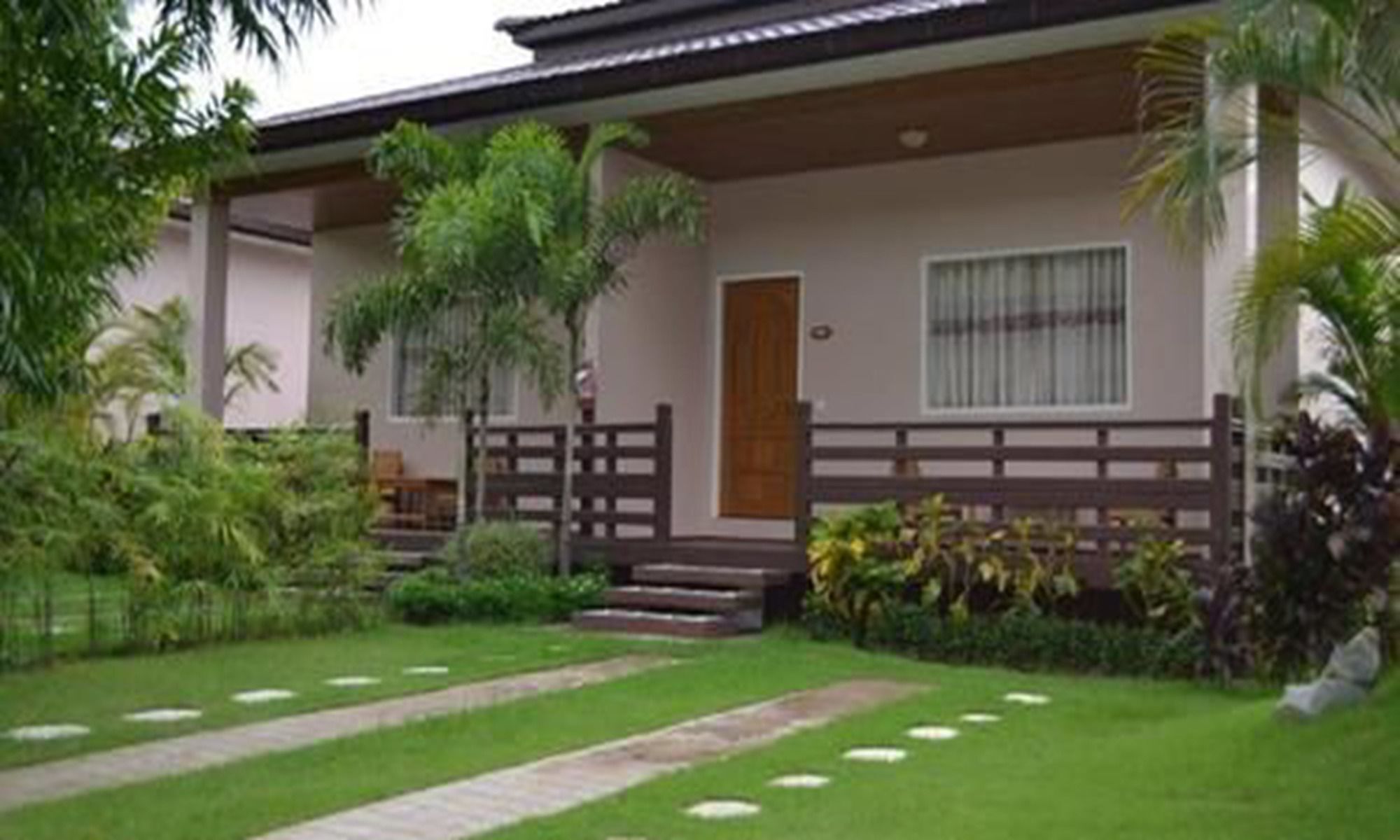 Famous Hotel Bago Exterior foto